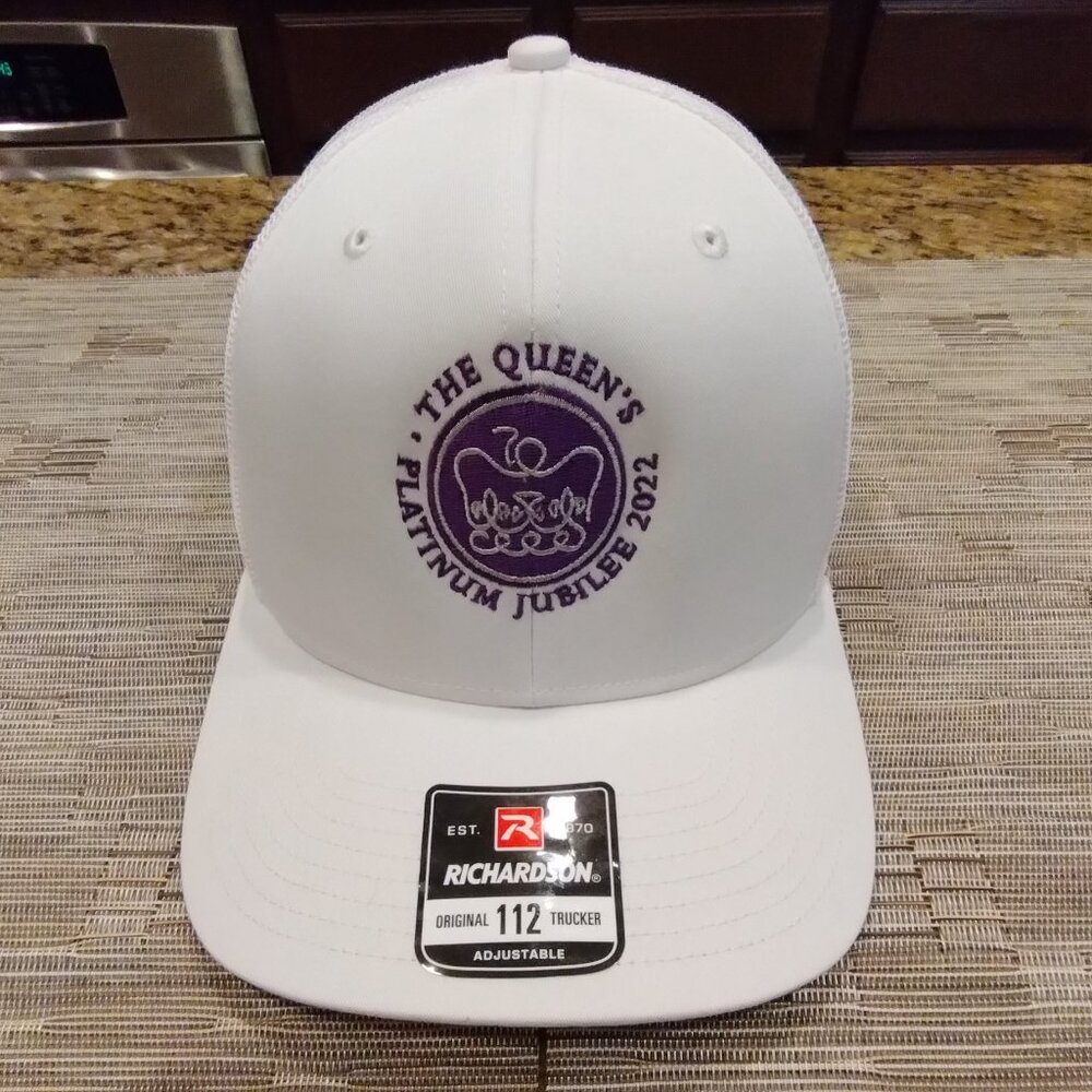 Richardson 112 Queens Platinum Jubilee 2022 Tucker Hat Mesh Snapback NWT